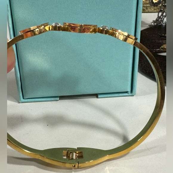 Bracelet - Picture 2 of 5